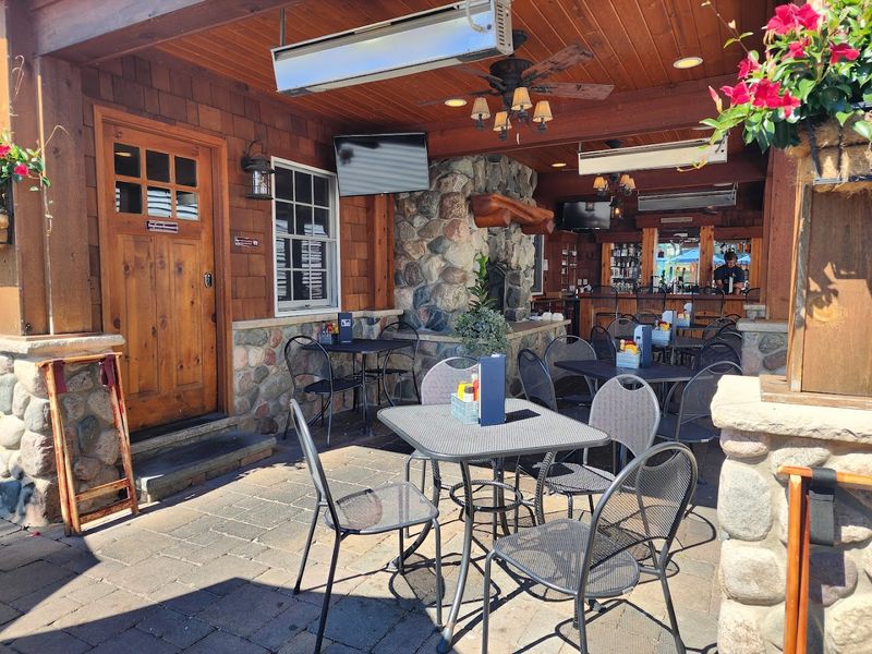 Village Inn, Suttons Bay