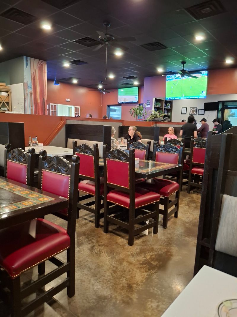 La Chiquita, Russellville