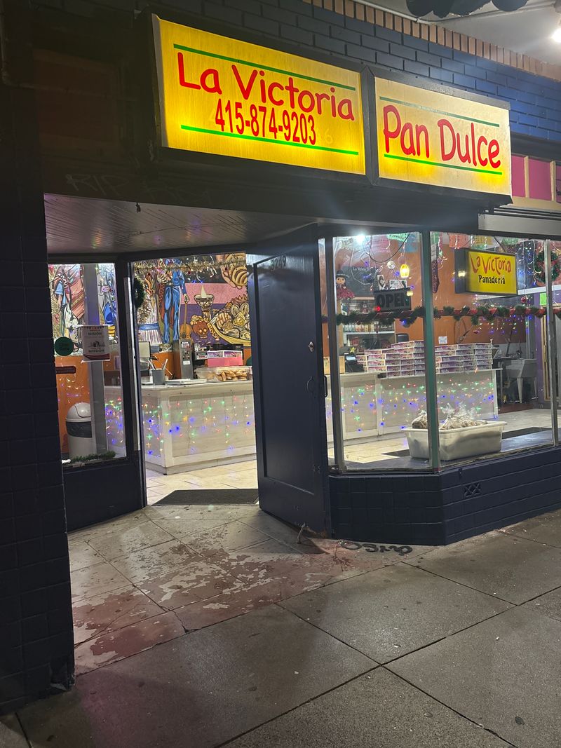 La Victoria SF - Pan Dulce 