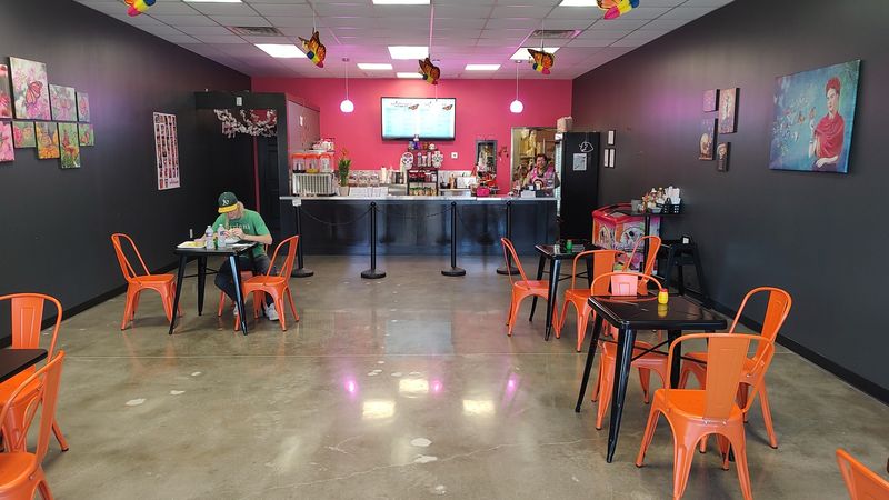 La Monarca Cafe Y Mas, Bryant