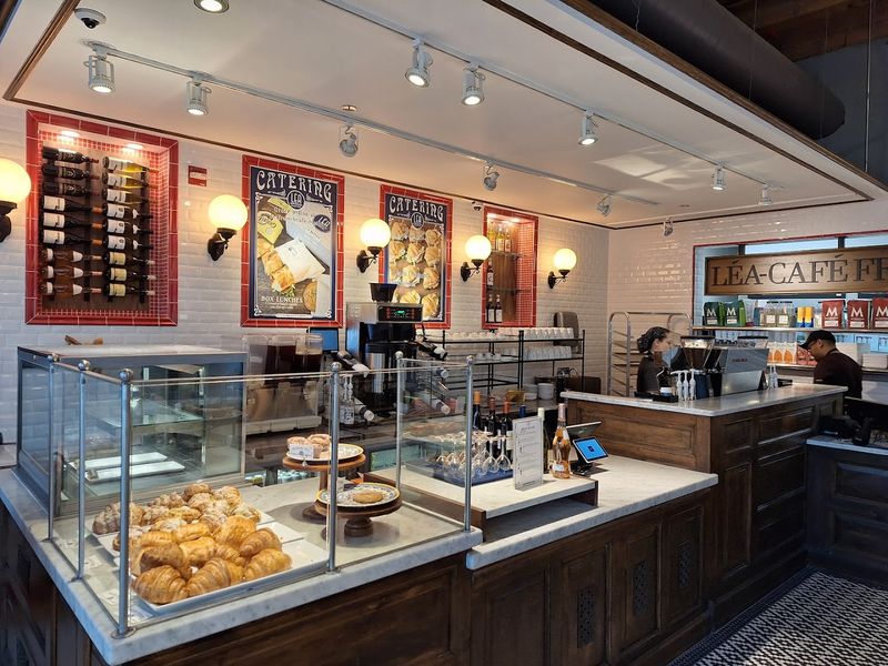 Lea French Cafe Michigan Avenue
