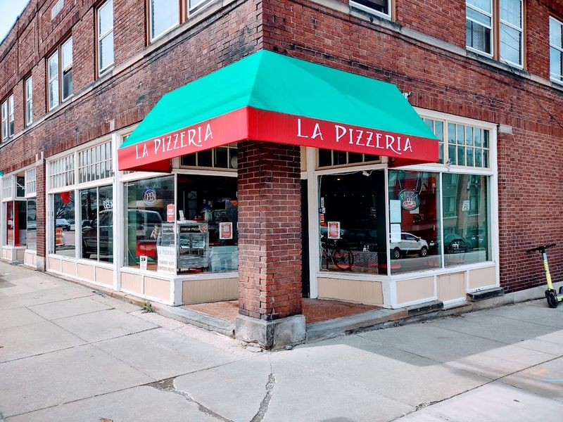 La Pizzeria Little Italy, Cleveland La Pizzeria Little Italy, Cleveland