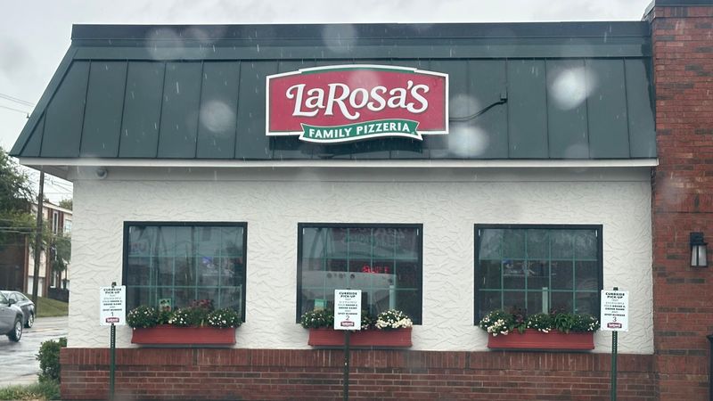LaRosa's Pizza Hyde Park, Cincinnati LaRosa's Pizza Hyde Park, Cincinnati