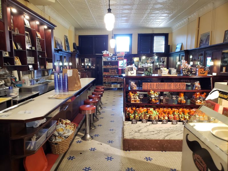 Lagomarcino's Confectionery Lagomarcino's Confectionery