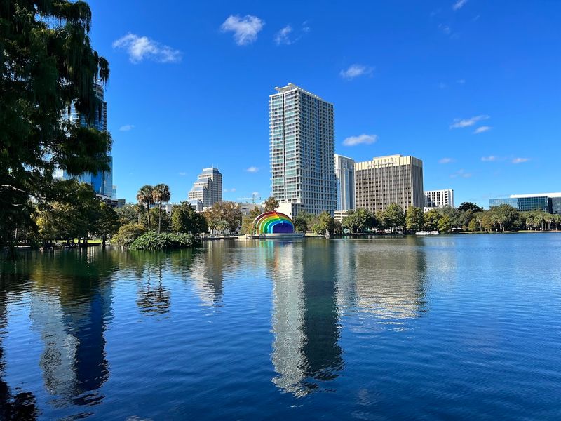 Lake Eola Park