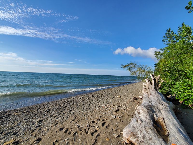 Lake Erie Bluffs, Perry