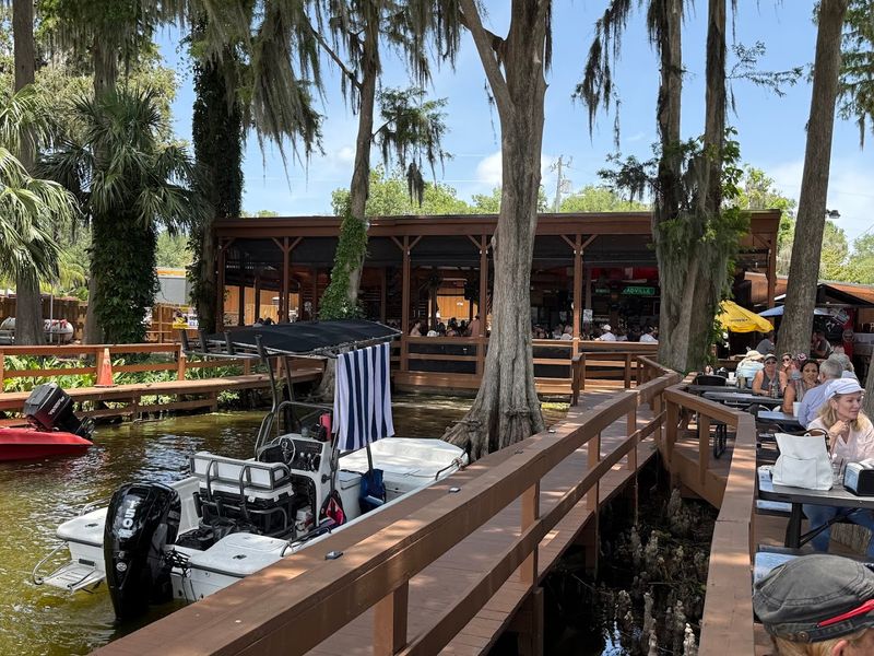 Lake Harris Hideaway, Tavares