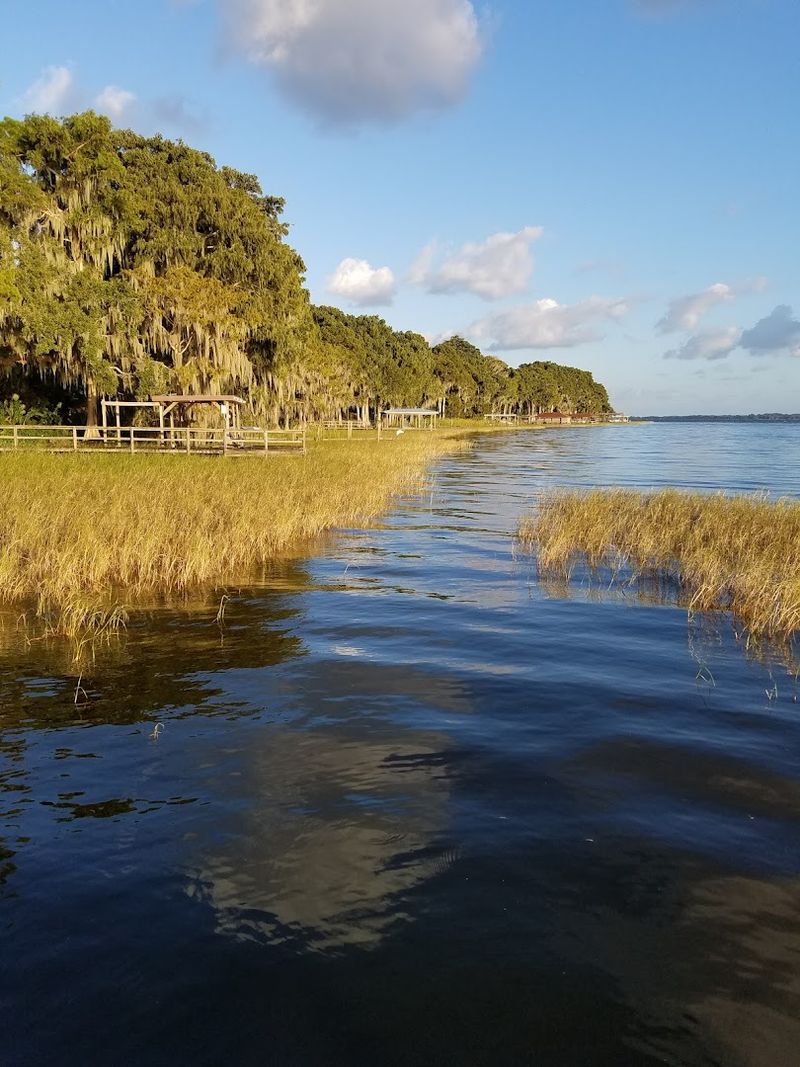 Lake Harris