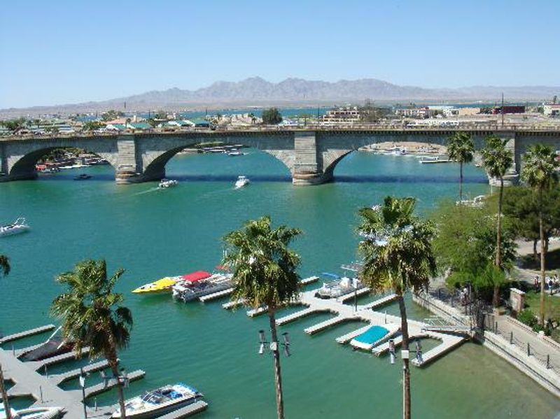 Lake Havasu's Popularity Is Raising New Questions 