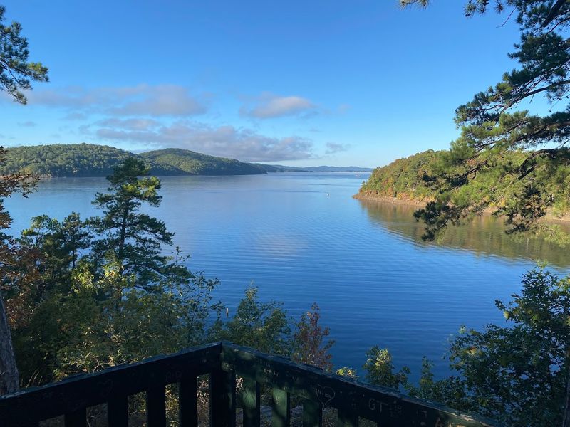 Lake Ouachita State Park, Mountain Pine