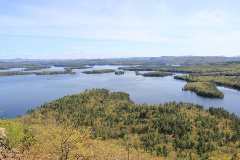 Lake Views That Steal The Show Lake Views That Steal The Show