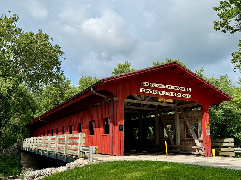 Lake of the Woods Covered Bridge, Mahomet