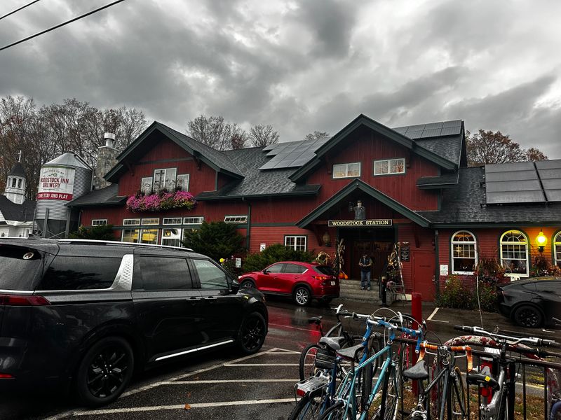 Woodstock Inn Brewery – Main Dining Room