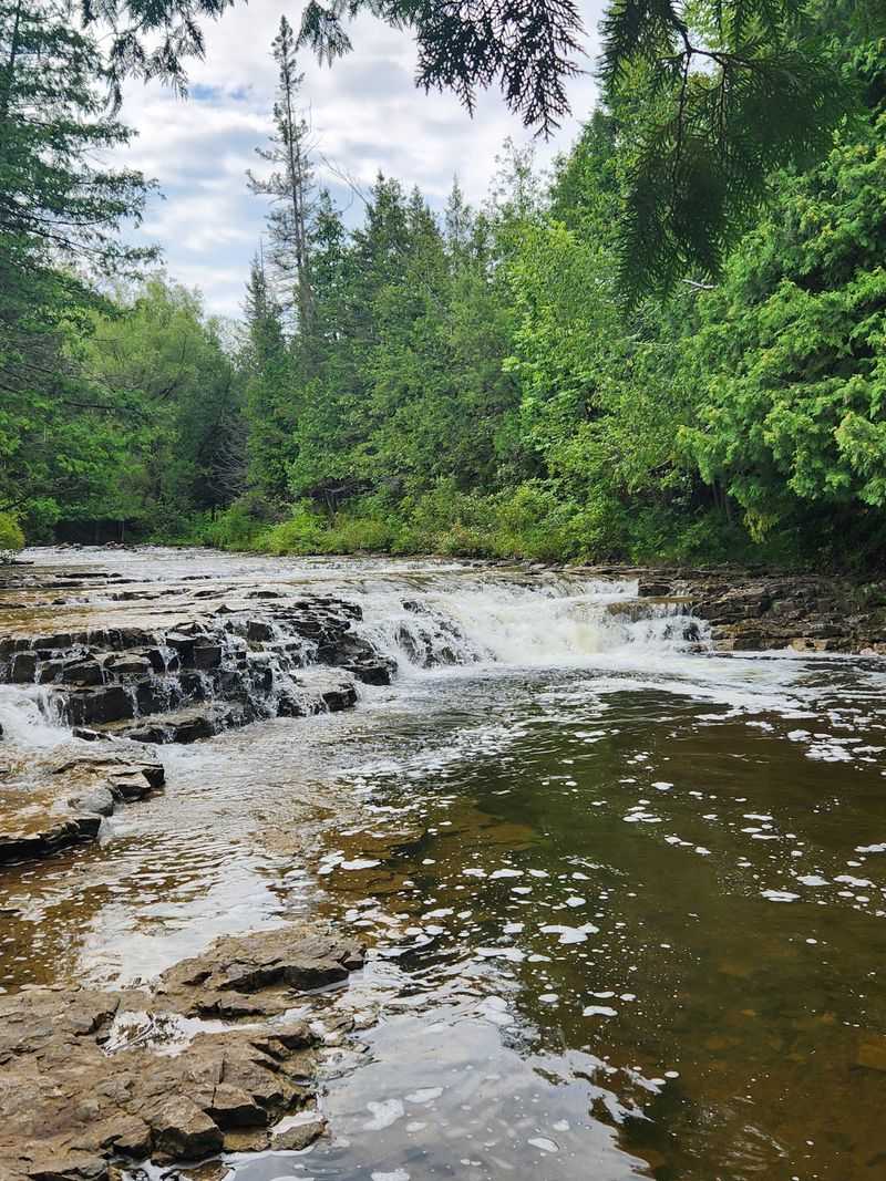 Ocqueoc Falls Bicentennial Pathway, Rogers City area