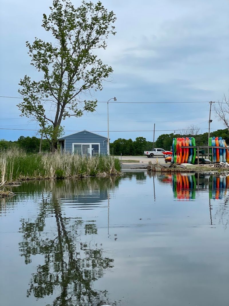 Lakeshore Kayak Rental