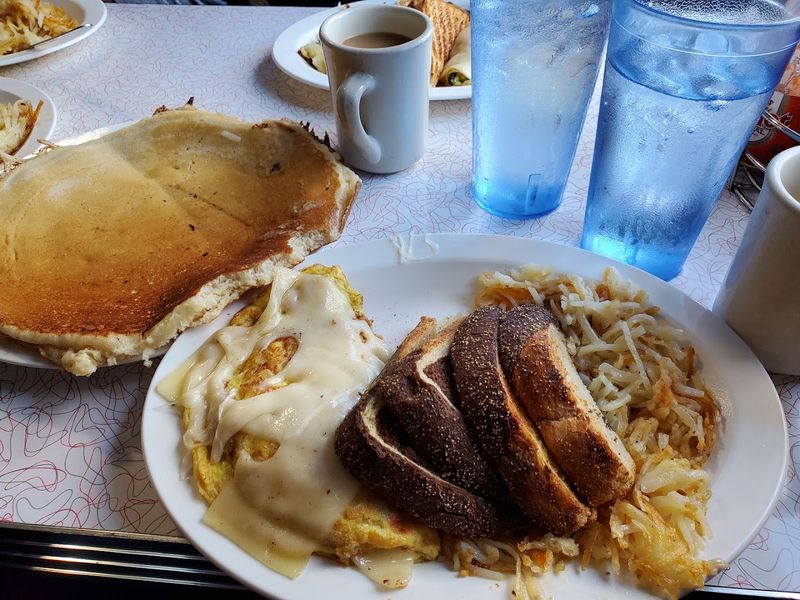 Lakeside Big Breakfast Lakeside Big Breakfast