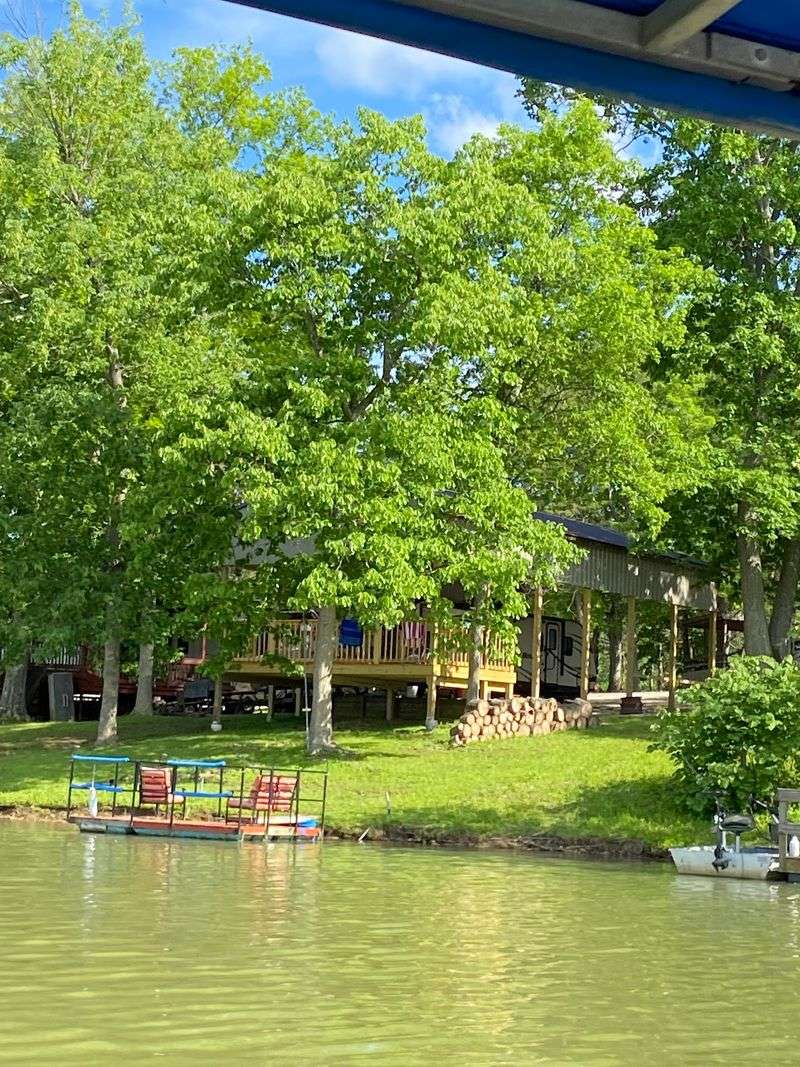 Lakeside Cabins With A View You Wake Up To