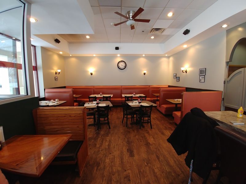 Lakeview Cafe
