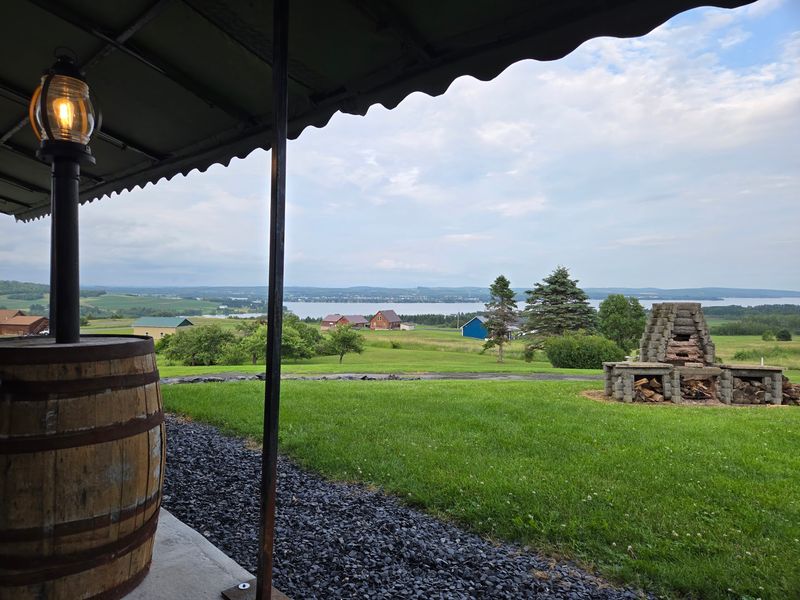 Lakeview Restaurant, St. Agatha
