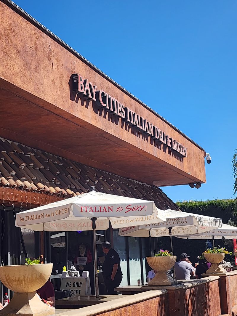 Bay Cities Italian Deli & Bakery, Santa Monica