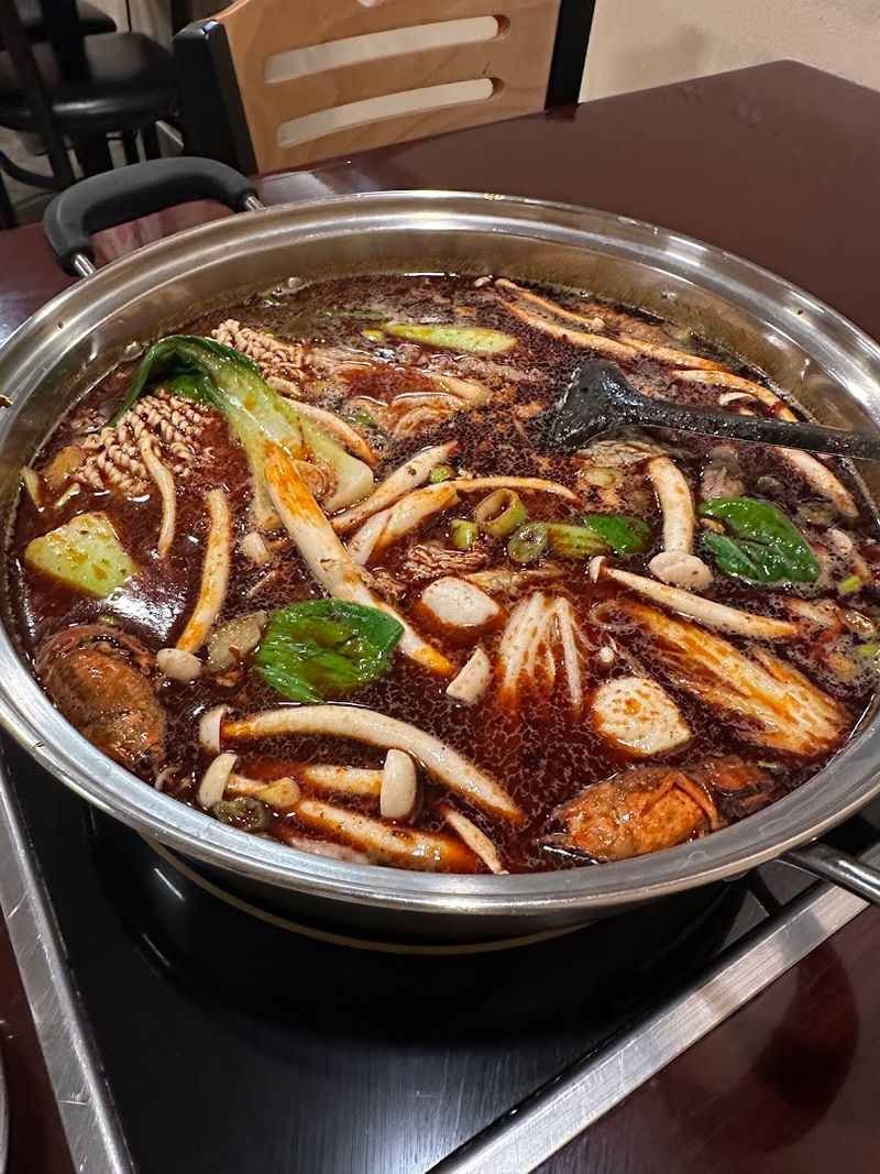 Lao Szechuan Hot Pot Buffet