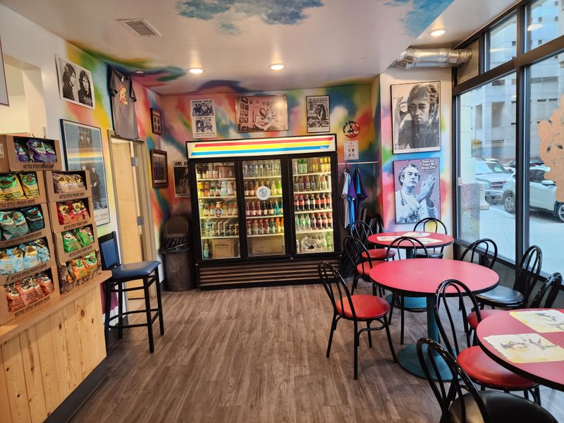 Dave's Cosmic Subs, Cleveland