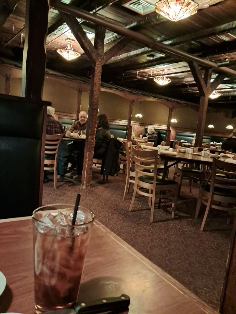 Lariat Steakhouse, Peoria, IL Lariat Steakhouse, Peoria, IL