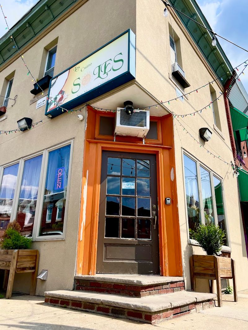 Los Cuatro Soles Restaurant