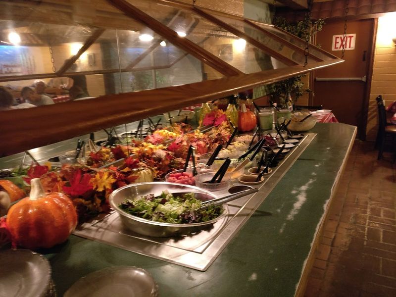 The Salad Bar That Earns Its Place At The Table