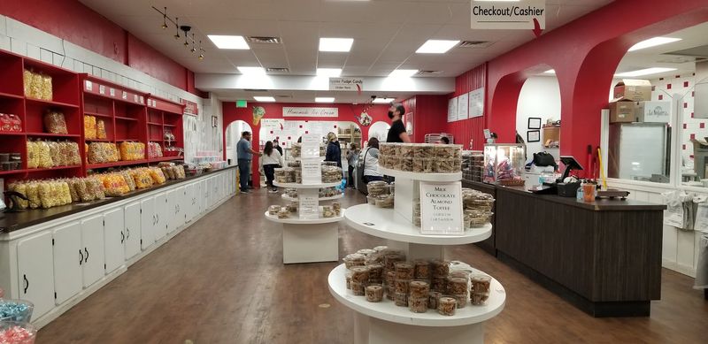 Laura's Fine Candies