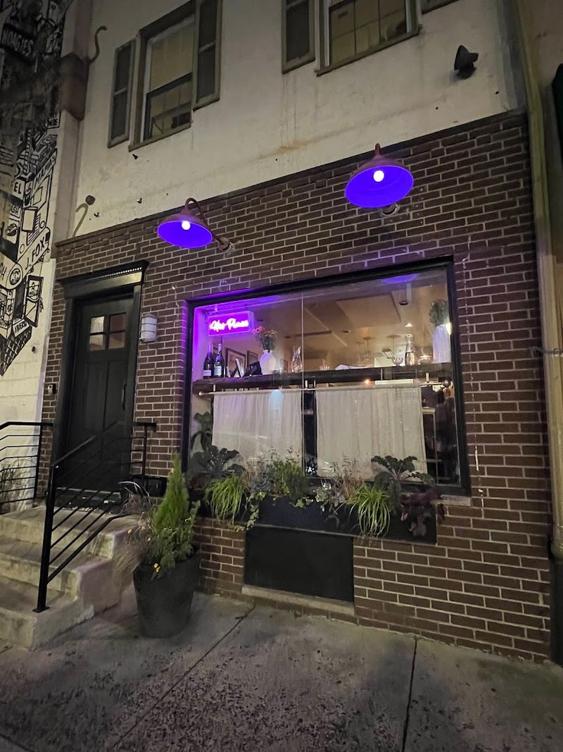 Her Place Supper Club