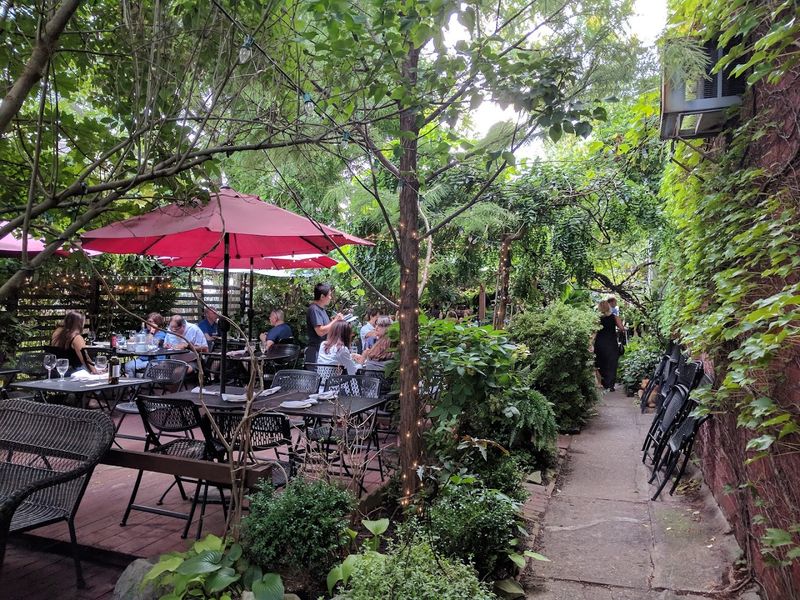 Pusadee's Garden, Pittsburgh, Pennsylvania