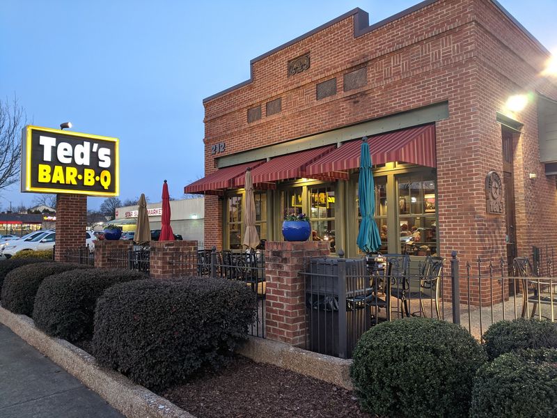 Ted's Bar-B-Q — Huntsville, Alabama