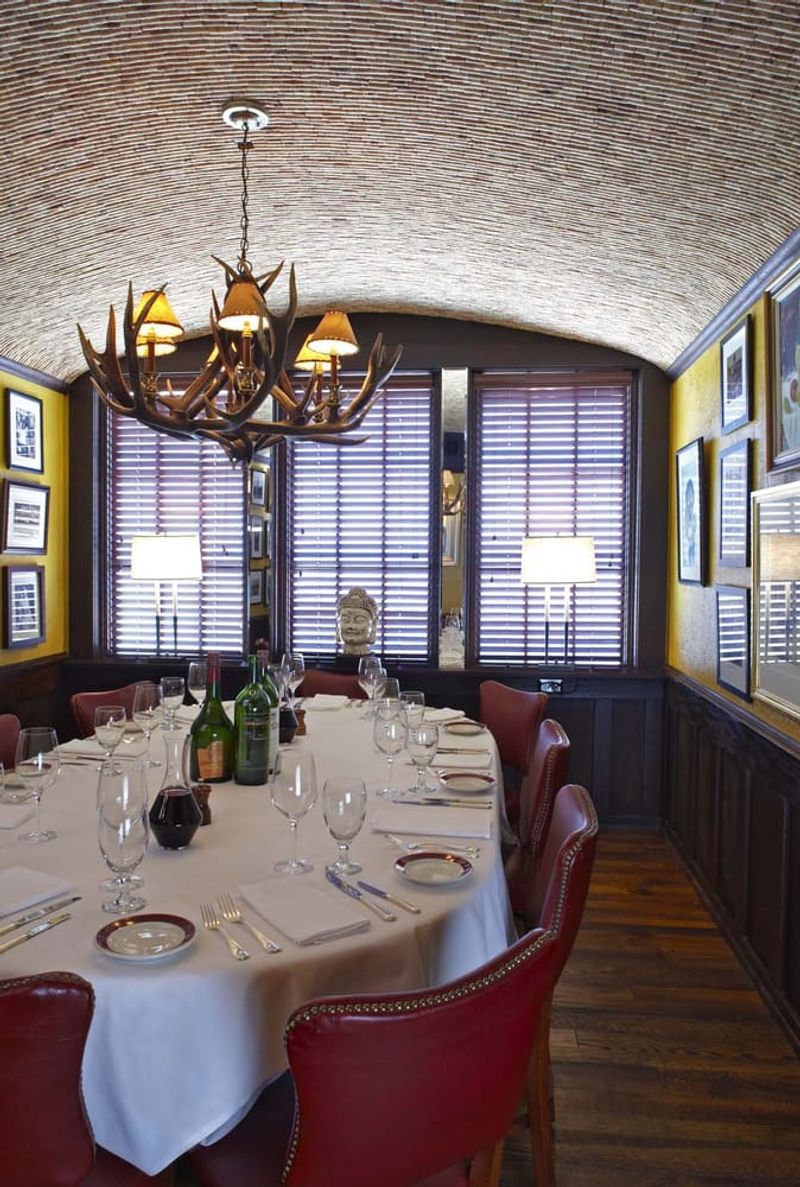 Bone's — 3130 Piedmont Rd NE, Atlanta