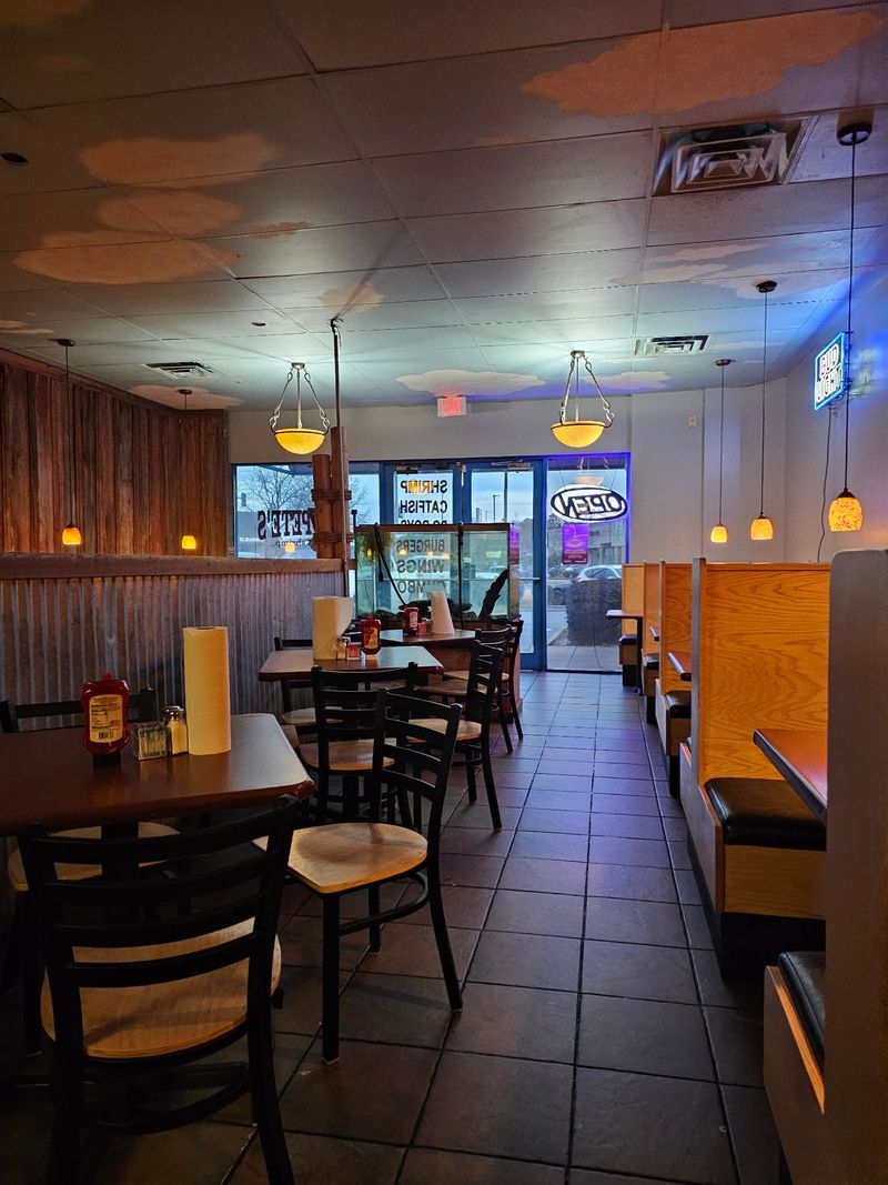 Lazy Pete's Fish and Shrimp, Little Rock