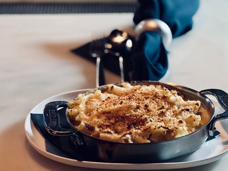 Note The Mac And Cheese Crowd Favorite