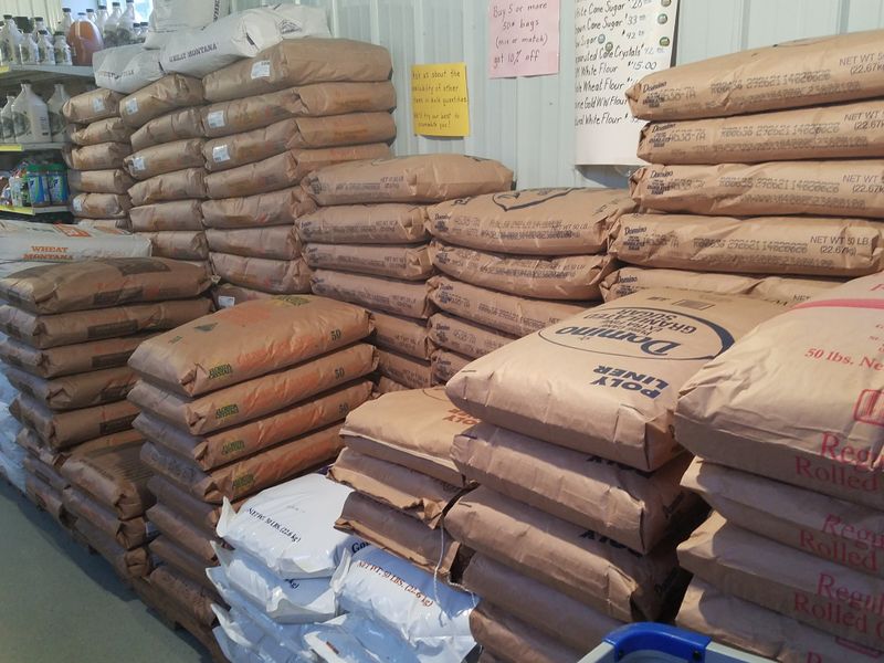 Pleasant Valley Market, Manton