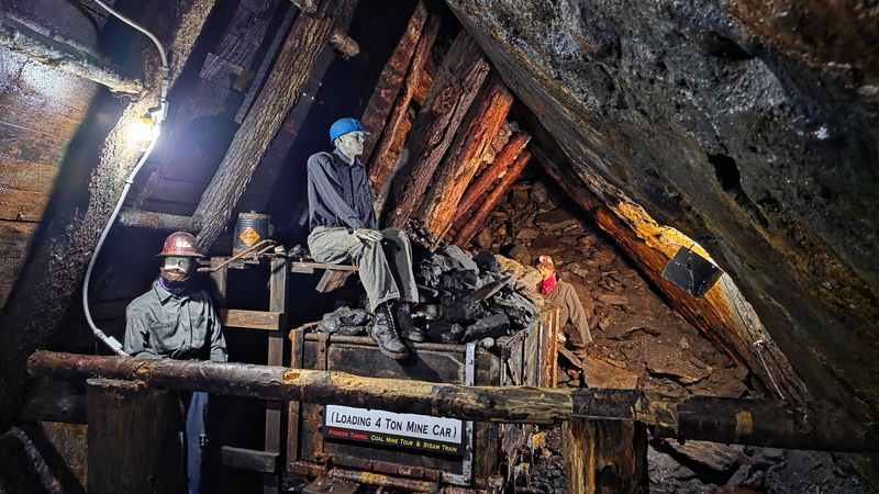 Seeing the Connection to Centralia's Underground Fire