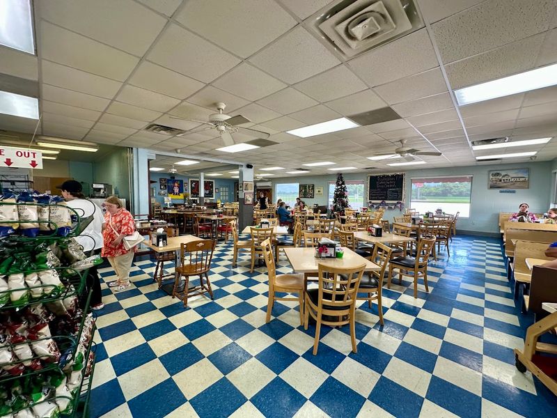 Lea's Lunchroom