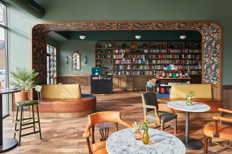 The Understudy Coffee And Books – Chicago