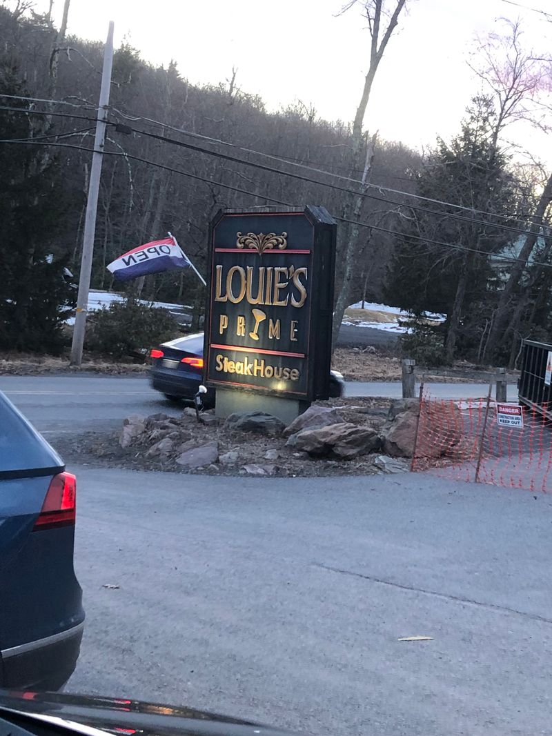 Louie's Prime Steak House (Lake Harmony)