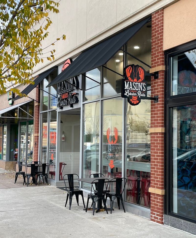 Mason's Famous Lobster Rolls, Center Valley