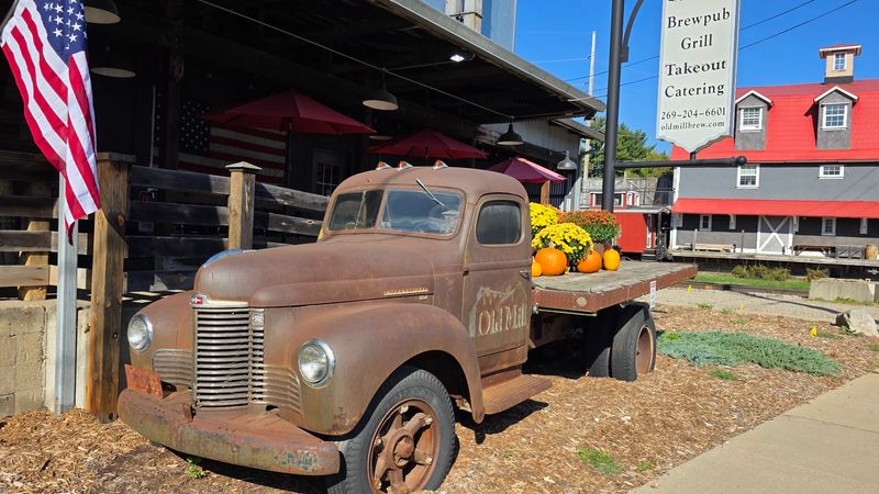 Old Mill Brewpub & Grill, Plainwell