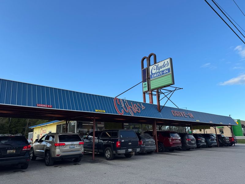 Clyde’s Drive-In, St. Ignace