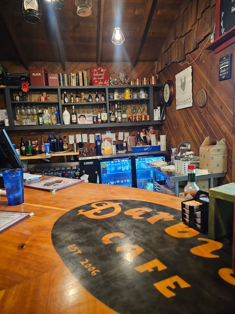 Exceptional Service That Keeps The Crowds Happy