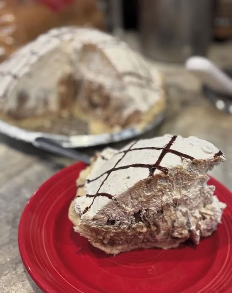 Lemon Pecan Delight And The Pie Flavors Worth The Drive Lemon Pecan Delight And The Pie Flavors Worth The Drive