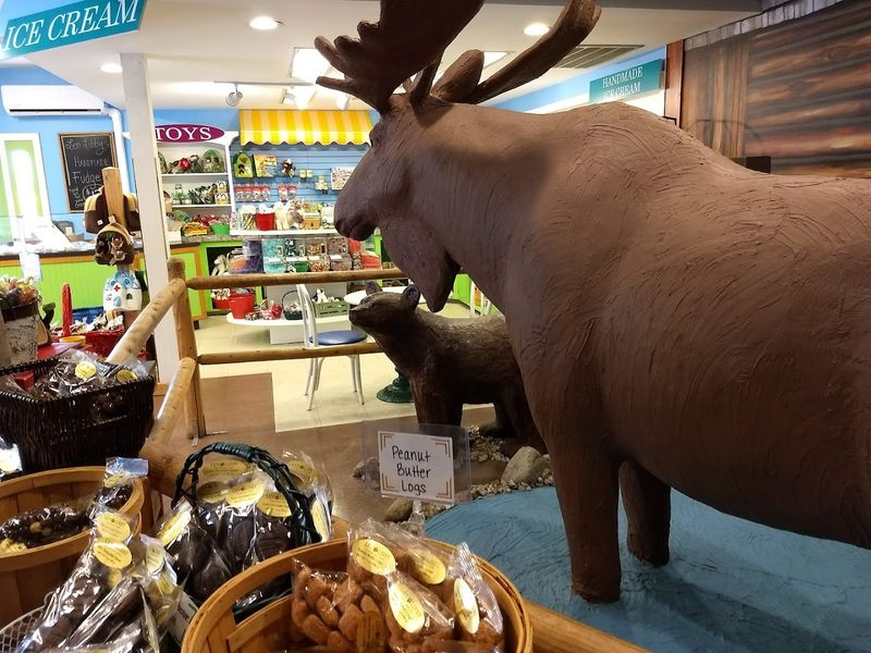 Lenny The Chocolate Moose, Scarborough Lenny The Chocolate Moose, Scarborough