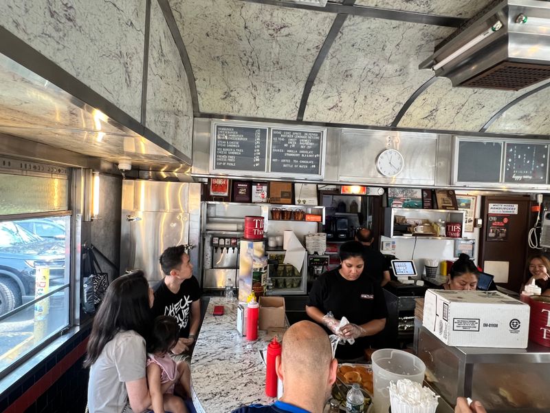 Time Your Visit To Dodge Peak Lines