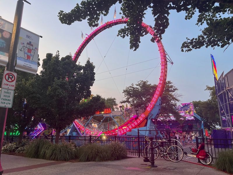 Let Washington Street Show You The Festival'S Louder Side Let Washington Street Show You The Festival'S Louder Side