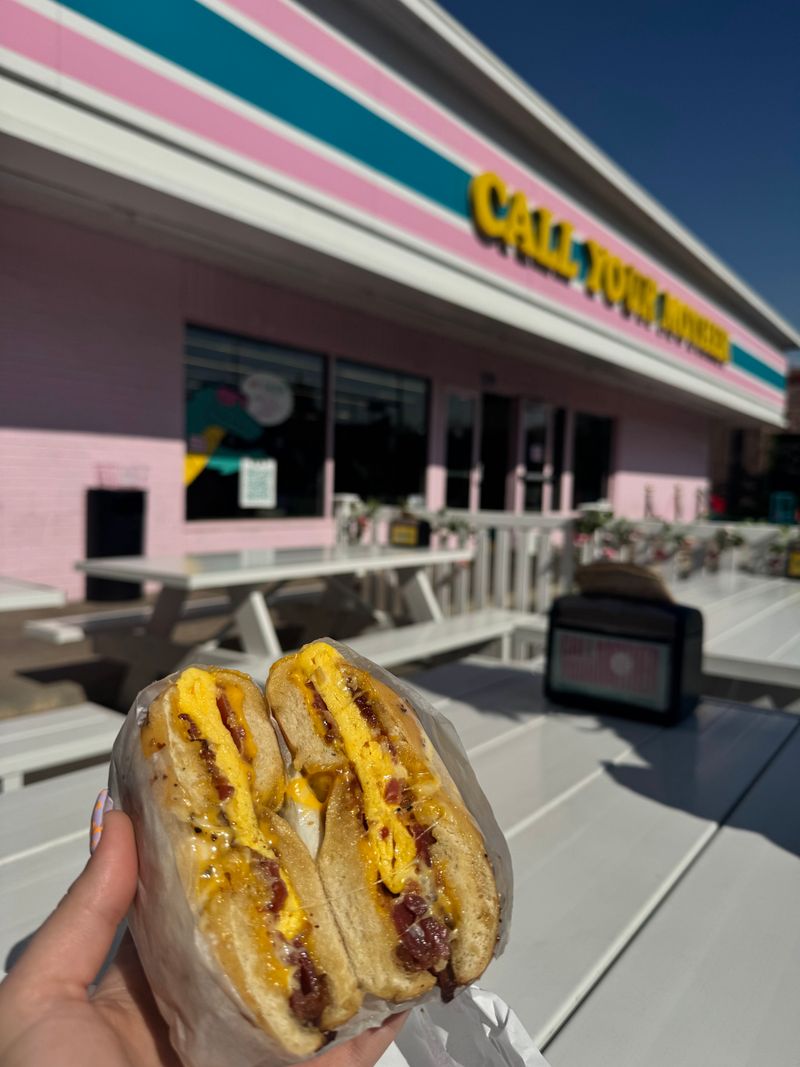 Call Your Mother Deli - Pearl